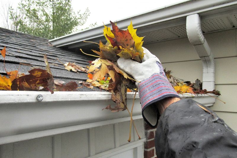 Gutter Downspout Unclogging in Pittsburgh, PA